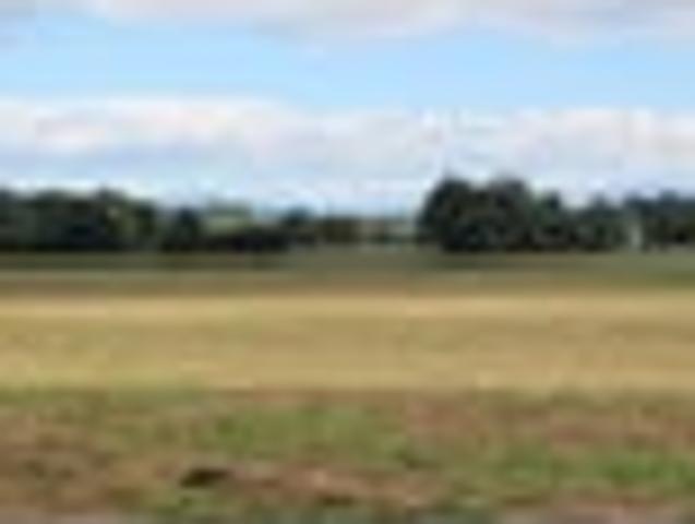 Two Titles, Quality Soils, Sought after Location