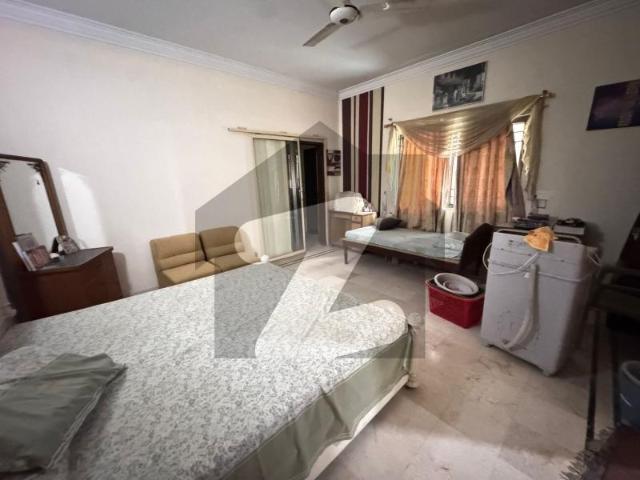 Two Unit 600 Yards Bungalow For Sale In DHA Phase 6