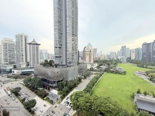 Twentyone Angullia Park D9, Condominium
