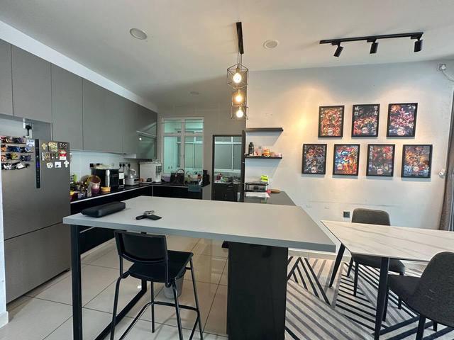 Twin Danga Perling 3 Bed 2 bath Full loan Cash out CIQ