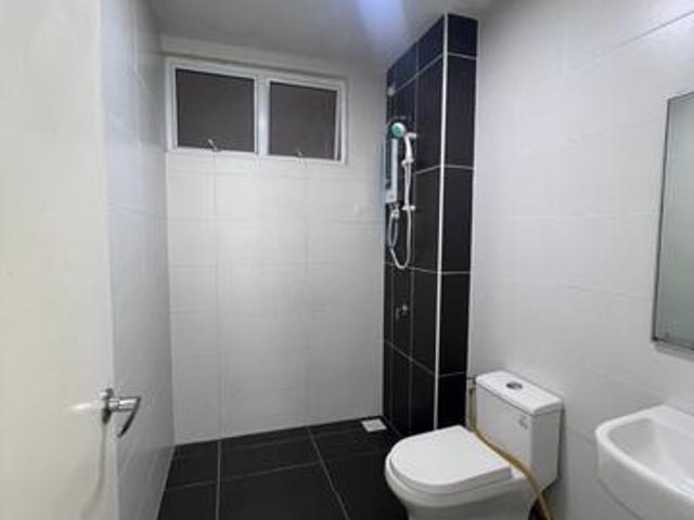 Twin Danga Residence Perling 3 Bed 2 Bath Available Now