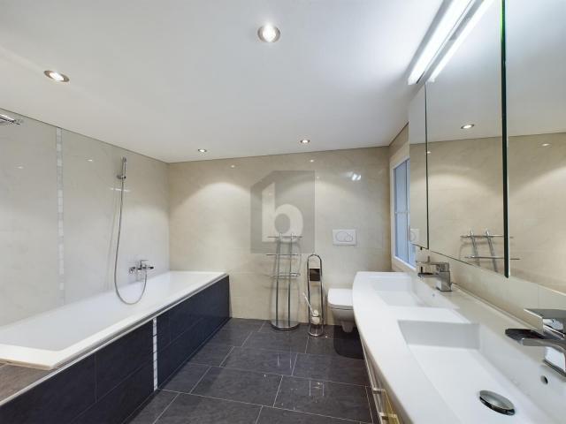 Twin house with 7 rooms on sale in Herisau 240 m² | dreamo. Ch