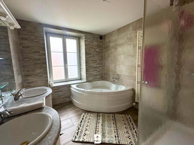 Twin house with 4.5 rooms for rent in Broc | dreamo. Ch