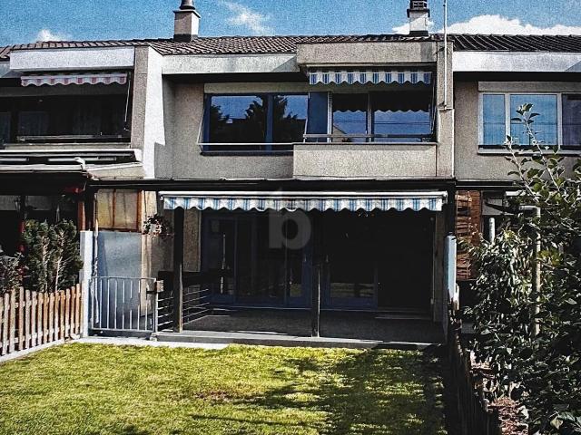 Twin house with 4.5 rooms for rent in Ettingen 108 m² | dreamo. Ch