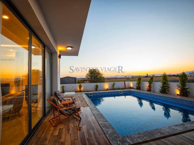 Twin house with 4 rooms on sale in Yenibogazici 188 m² | dreamo. Ch
