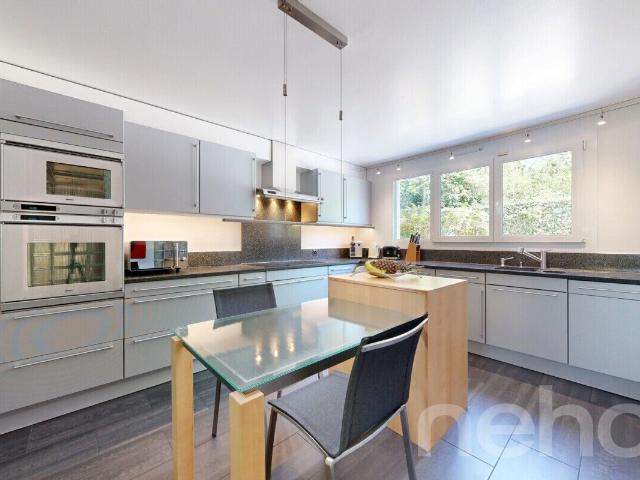 Twin house with 5.5 rooms on sale in Conches 168 m² | dreamo. Ch