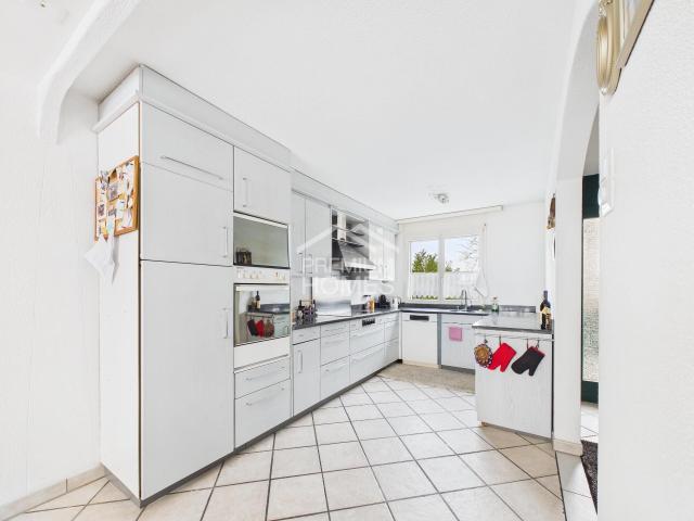 Twin house with 5.5 rooms on sale in Gisikon 184 m² | dreamo. Ch