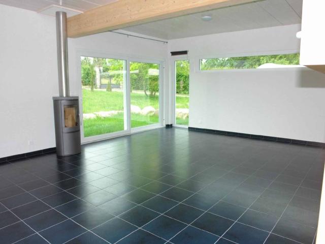 Twin house with 5.5 rooms for rent in Dully 145 m² | dreamo. Ch