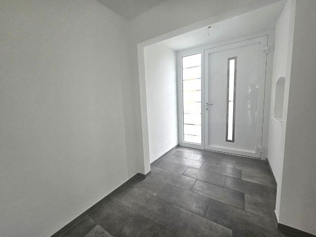 Twin house with 5.5 rooms for rent in Wallisellen 149 m² | dreamo. Ch