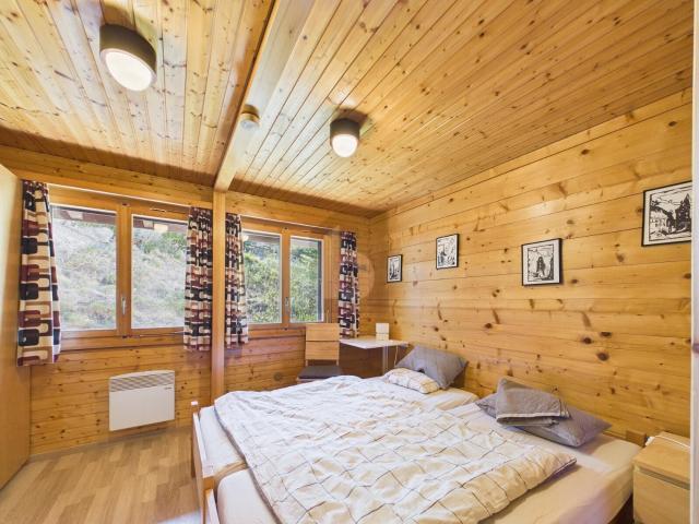 Twin house with 5 rooms on sale in Grächen 80 m² | dreamo. Ch