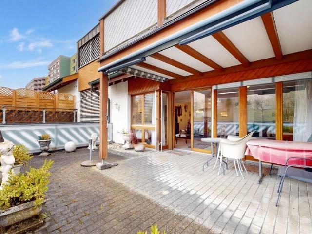 Twin house with 5 rooms on sale in Luzern 225 m² | dreamo. Ch