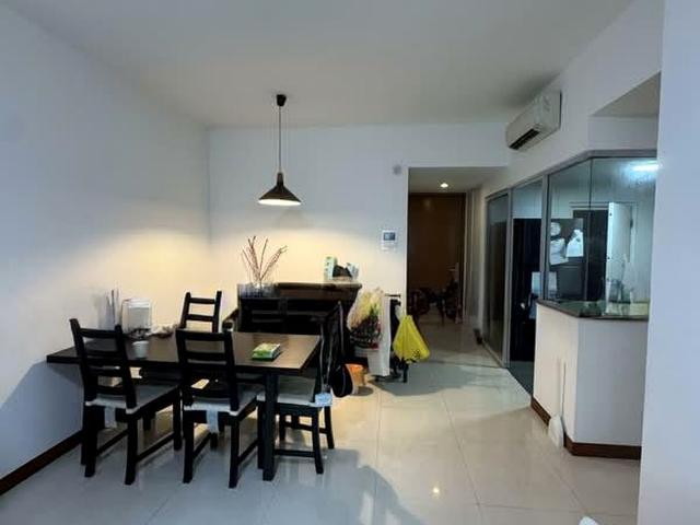 Twin Regency D3, Condominium