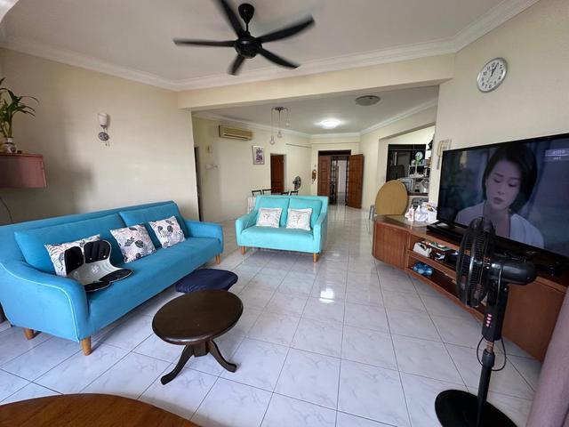 Twin Tower Condo Tanjung Bungah 1249sf Seaview Fully Renovated