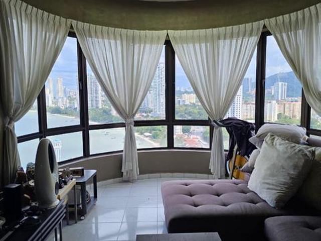 Twin Towers 2 Rooms Seaview 1 Car Park