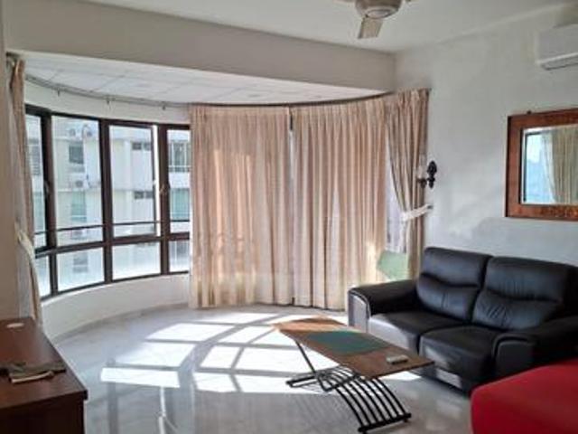 Twin Towers Seaview Renovated 1325sf Tanjung Bungah