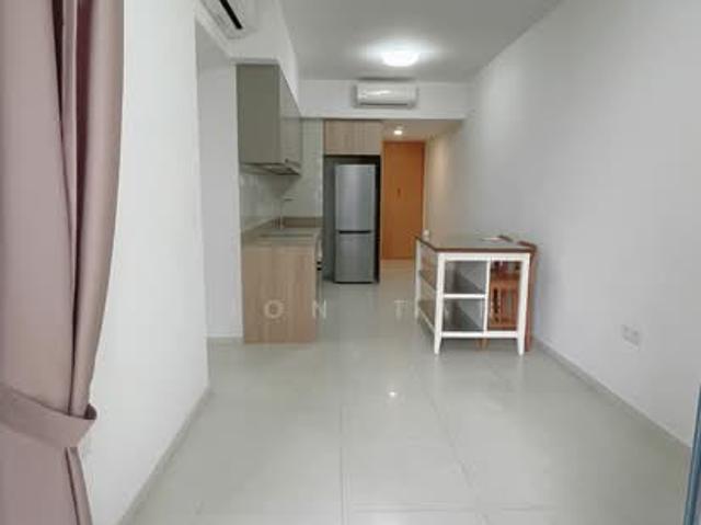 Twin VEW Condominium For Rent, $4,288, 2 Bed 2 Bath 743 sqft $5.77 psf