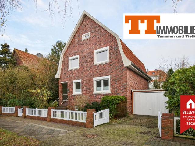 TT bietet an: Wohnen mit Stil und Substanz Saniertes Klinkerhaus im bevorzugten Villenviertel!