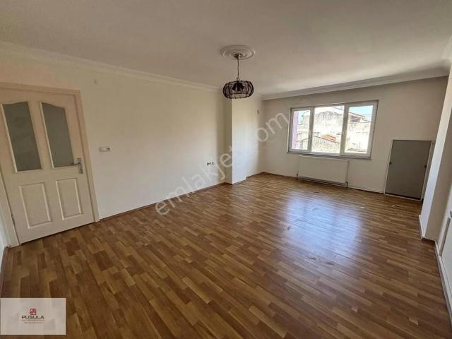 Ttm Arkası Gazi Bulvarı Yanı Arakat Asansörlü 2+1 Daire
