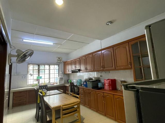 TTDI Room Landed House Zero Deposit Available