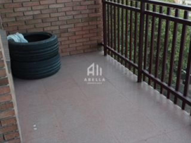 ¡Tu Tiempo es Oro! Piso Exclusivo y Amueblado Frente a la Estación del AVE