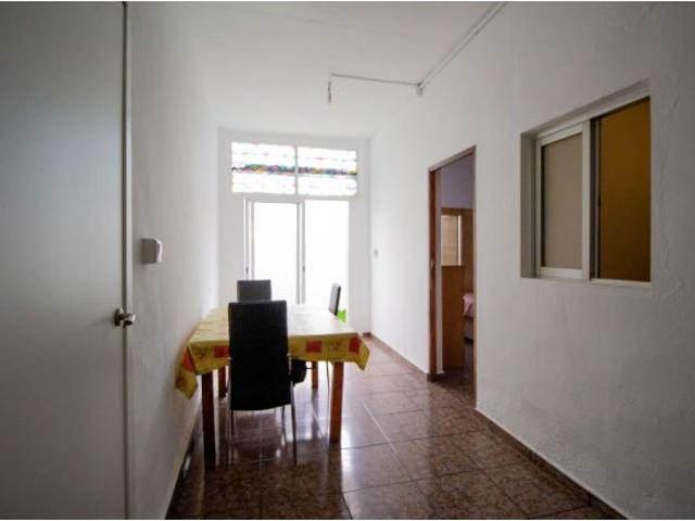 Tu casa con patio en Llocnou d en Fenollet en Planta baja lista para vivir