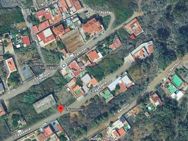 Tu futuro hogar empieza aquí: solar privilegiado en el corazón de Arucas