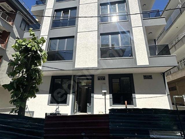 TUĞ GAYRİMENKLUL'DEN METROYA 3 DK YÜRÜME SATILIK SIFIR 2+1 DAİRE