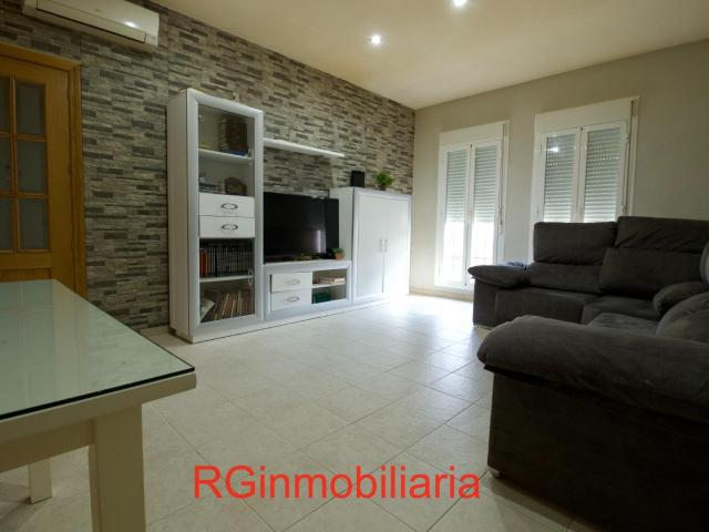 Tu hogar ideal a un paso de Don Benito ! Casa unifamiliar en Hernan Cortes