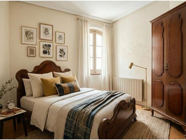 Tu lienzo en blanco en el corazón de Mieres! Casa con jardín junto al Ayuntamiento