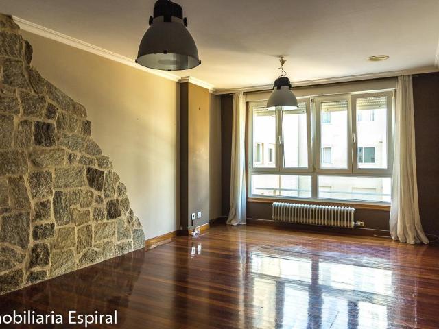 ¡Tu nuevo apartamento en el corazón de Pontevedra! ✨