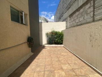 Tu nuevo hogar con patio, luz natural y excelente