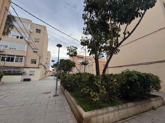 Tu nuevo hogar en Tagarete, Almería: Piso exterior con encanto y comodidad