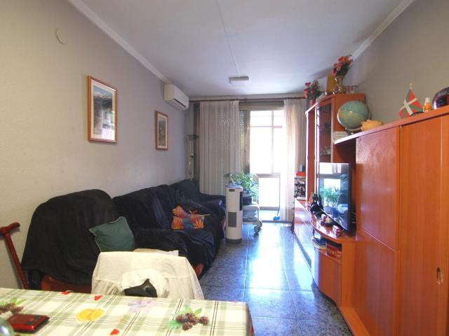 ¡Tu nuevo hogar en Badalona te espera!