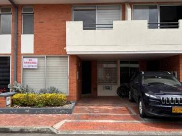 Tu nuevo hogar en Chía: Comodidad y naturaleza para tu familia. Oportunidad Casa en venta