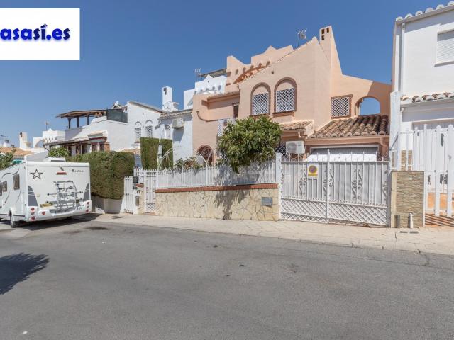 Tu nuevo hogar en Huétor Vega: amplitud, tranquilidad y unas vistas que enamoran
