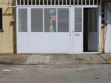 ¡Tu nuevo hogar en Privada – Francisco Villa, Col. Puerto México!