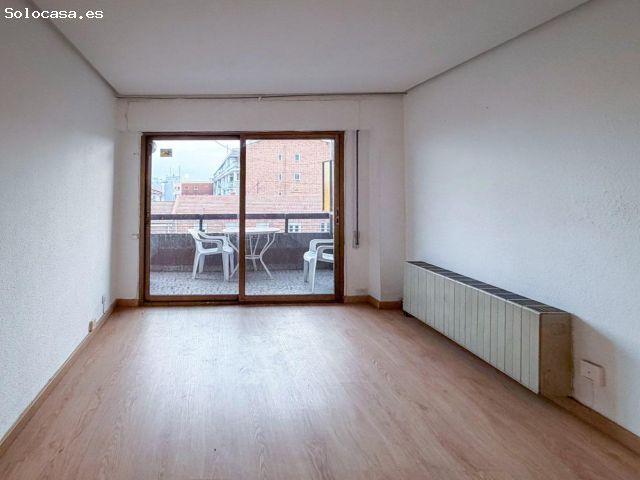 Tu nuevo refugio urbano con terraza en pleno Guindalera