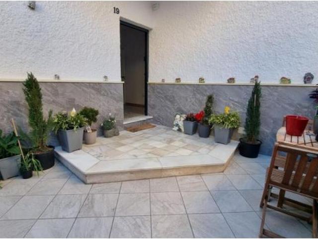 ¡Tu Oasis en Roquetas de Mar te Espera!