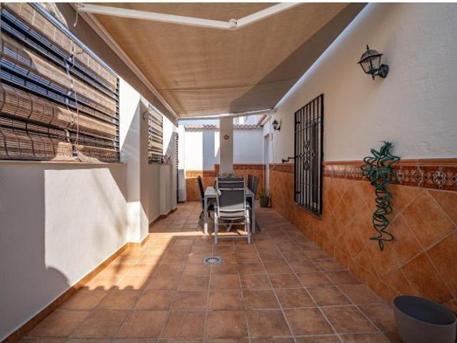 ¡Tu Oasis Playero en Calahonda por solo 355.000€!