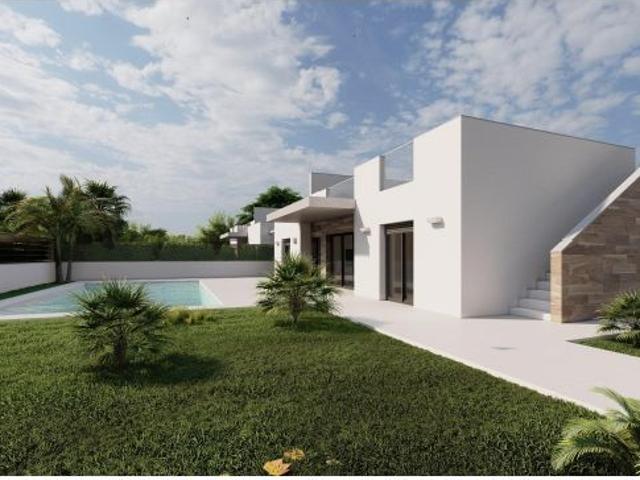 ¡Tu Paraíso Mediterráneo Espera por Ti en Villas Aurora! En Torre Pacheco