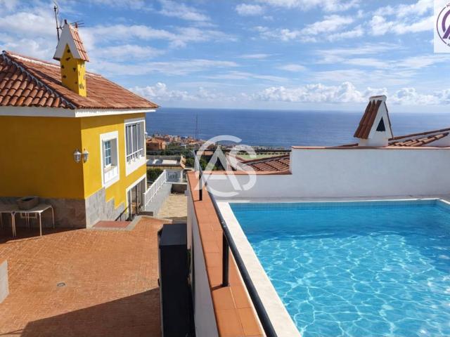 ¡TU PARAÍSO PRIVADO EN ARAYA! CHALET EXCLUSIVO CON PISCINA, BODEGA Y VISTAS INFINITAS