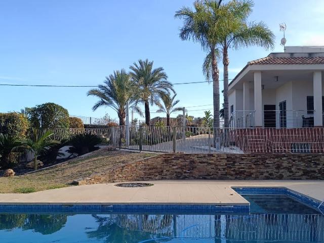 ¡TU PARAÍSO PRIVADO EN PEÑA LAS ÁGUILAS!