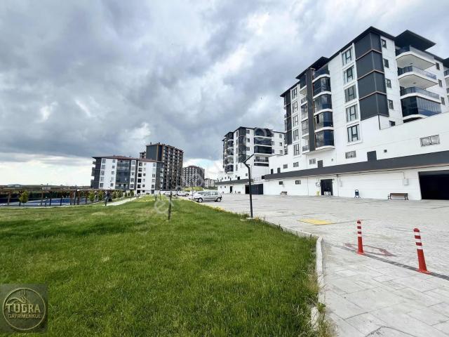 Tuğradan Hatip Laçin Garden City'de 3+1 Arakat Satılık Daire
