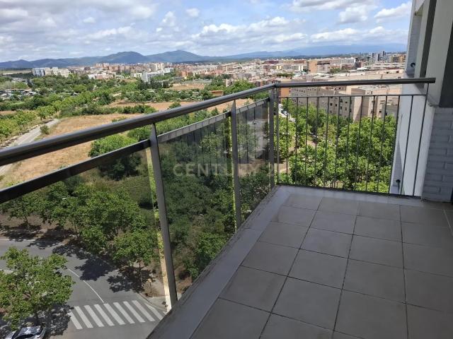 Tu refugio de luz y tranquilidad en las alturas de Sabadell