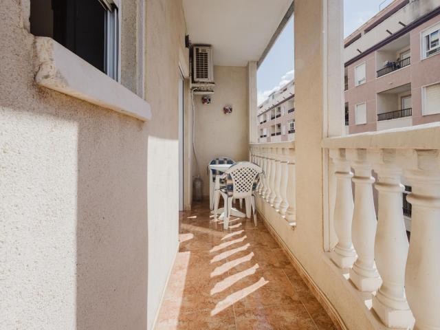 Tu Refugio en Torrevieja: Apartamento de Sueño por Solo 169.000 €