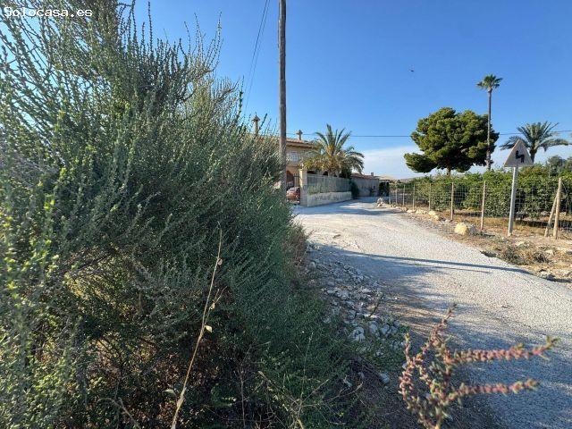 ¡TU REFUGIO RÚSTICO EN ALTABIX! PARCELA DE 4.500 M2 EN UNA UBICACIÓN PRIVILEGIADA