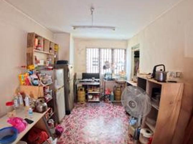 Tun Aminah Ground Floor Flat