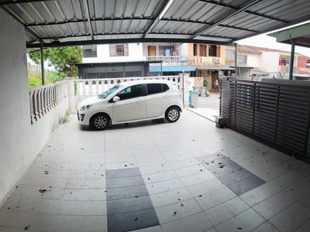 Tun Aminah 2Storey End Lot Jalan Hang Tuah 3Bed Renovated CanFull Loan