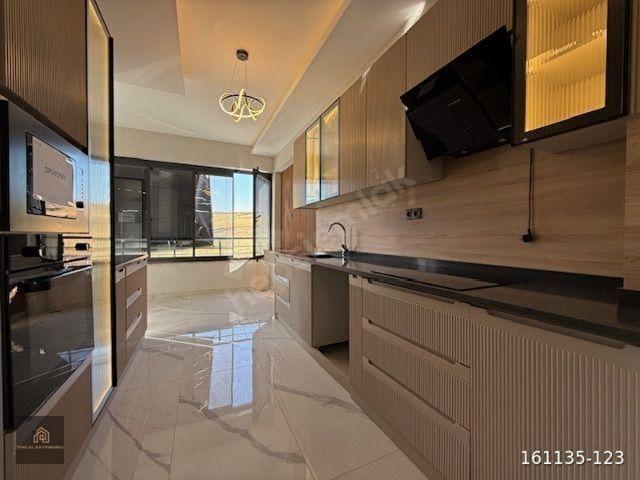 TUNÇAL'DAN ATAYURT MAH ÖZEL MİMARİ SİTEDE SATILIK ULTRA LUX 2+1