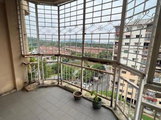 Tun Teja Apartment Blok Selasih Rawang Murah For sale